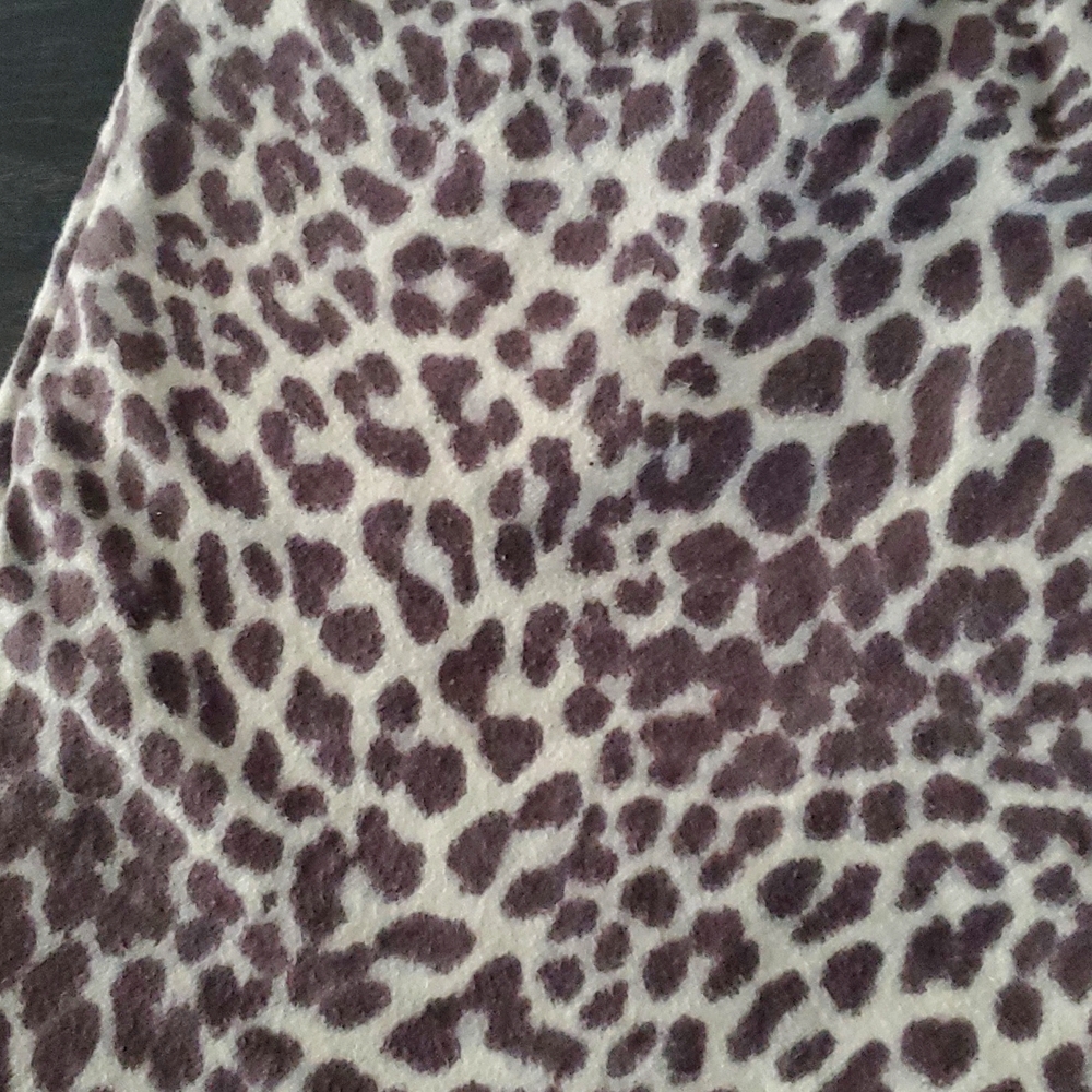 Liz Claiborne Taupe leopard flannel PJ/lounge pants. - Picture 2 of 3